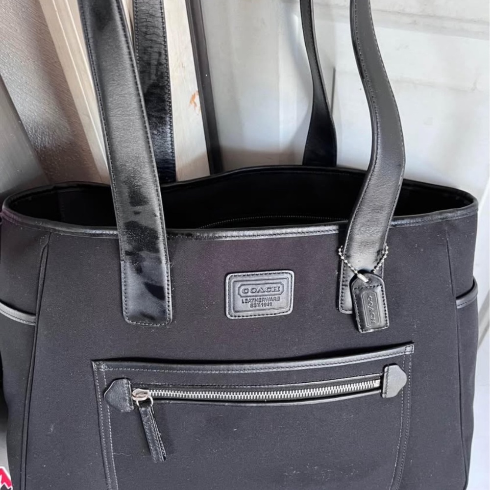 Coach diaper bag w/ changing pad (pad never used)